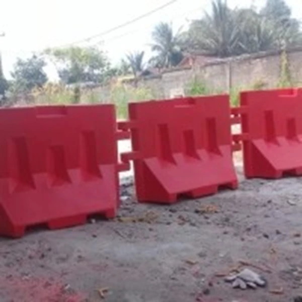 Road Barrier Pembatas Jalan Mathes