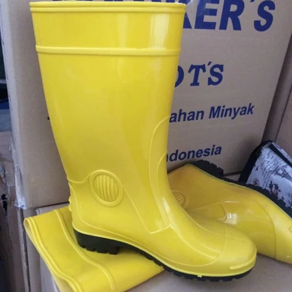 Sepatu Safety Boot Mackers Kuning