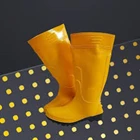 Cheap Yellow Wing On Boot Safety Shoes 2