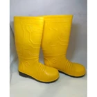 Sepatu Safety Boot Ergos PVC 6