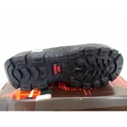 Red Parker P181 safety shoes 2