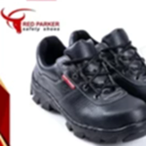Red Parker P181 safety shoes